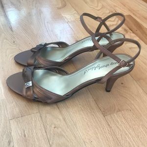 Dress sandals in EUC!